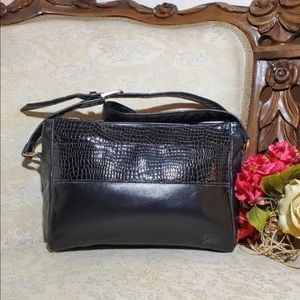 Authentic SAS real leather handbag